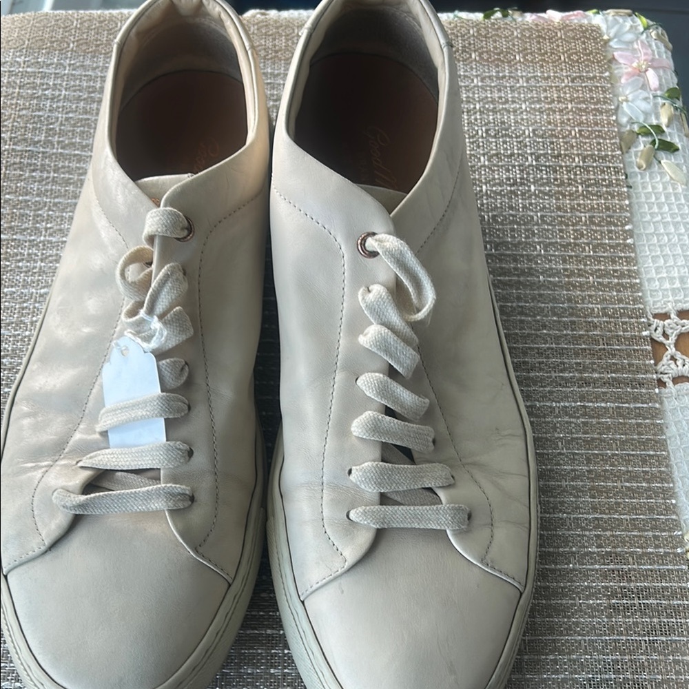 Men's Cream Sneakers
